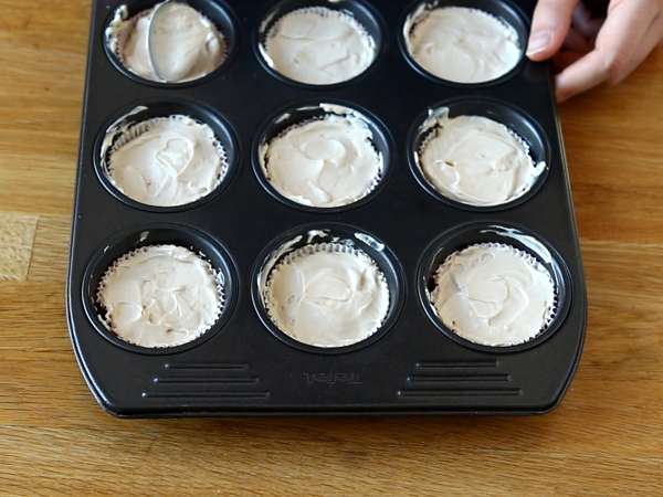 Kue keju tanpa panggang dengan biskuit speculoos - Persiapan langkah 4