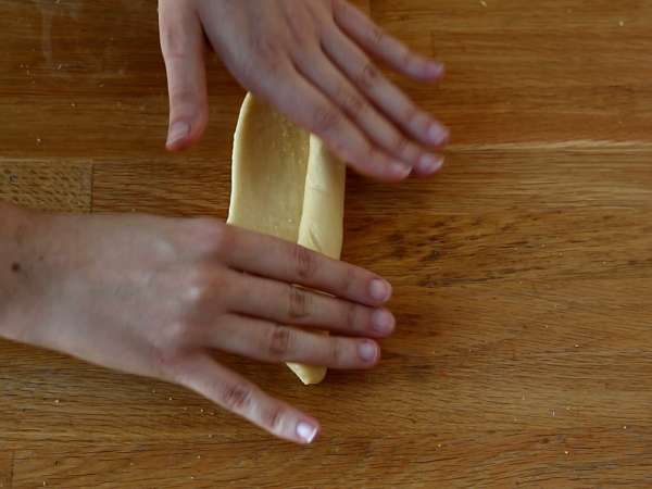 Roti hati ekstra lembut untuk Hari Valentine - Persiapan langkah 7