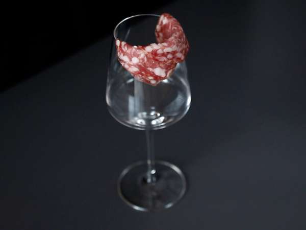 Bagaimana cara membuat piring charcuterie? Lipat menjadi bentuk mawar! - Persiapan langkah 1