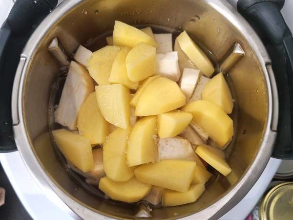 Sup sayuran dengan Thermomix - Persiapan langkah 3