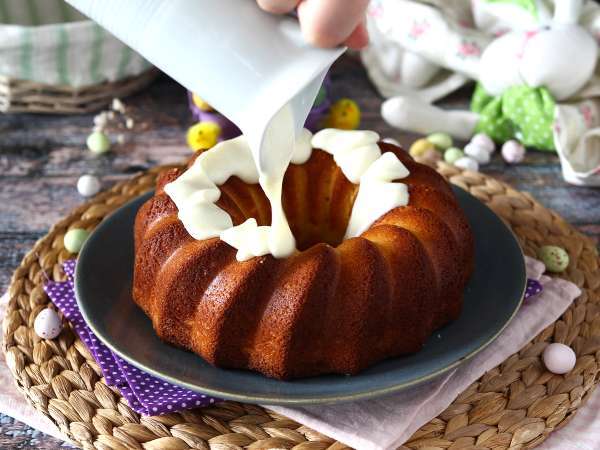 Kue Bundt Paskah dengan lemon dan cokelat putih - Persiapan langkah 7