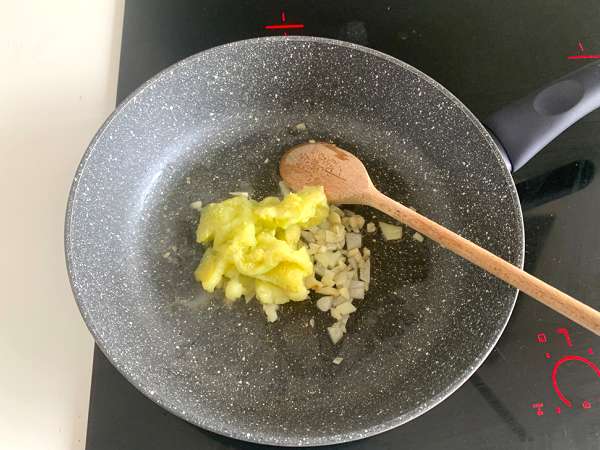 Bagaimana cara membuat cukini yang diisi dengan sarden? - Persiapan langkah 2