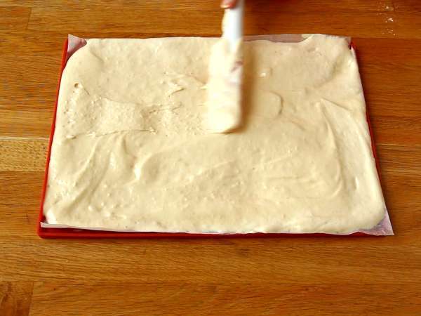 Gulungan markisa kelapa, sempurna sebagai batang kayu Yule - Persiapan langkah 2