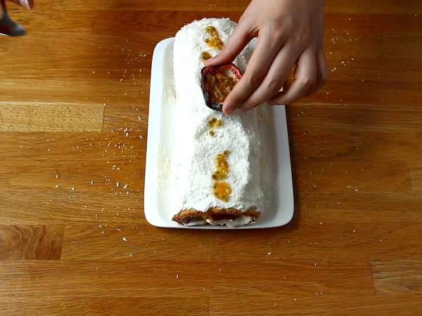 Gulungan markisa kelapa, sempurna sebagai batang kayu Yule - Persiapan langkah 7