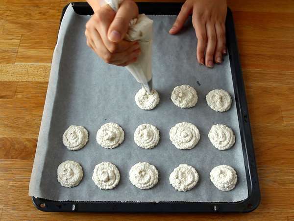 Amaretti, camilan almond Italia yang sempurna untuk dipadukan dengan kopi! - Persiapan langkah 3