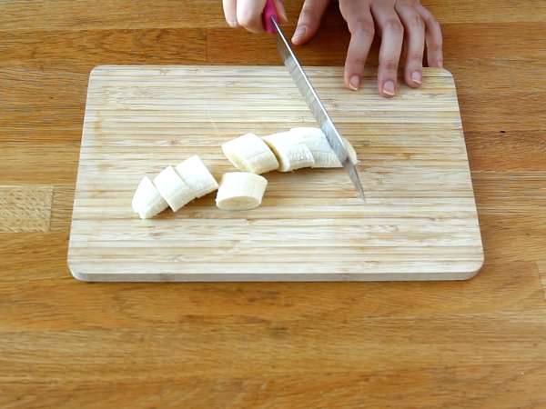 Pisang krim yang enak, es krim vegan dengan pisang! Tidak ada pembuat es krim - Persiapan langkah 1