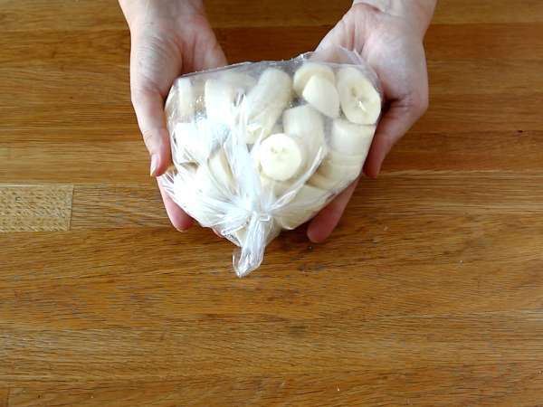 Es krim pisang vegan yang sangat mudah dibuat dengan rasa kue kering! Adonan Kue Vegan - Persiapan langkah 1