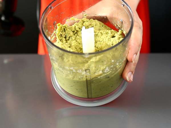 Olesan kacang: sempurna dengan keju burrata yang lembut - Persiapan langkah 2