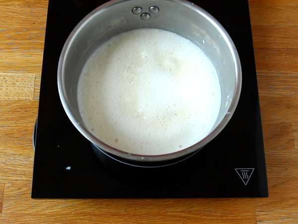 Panna cotta vanila dengan saus ara - Persiapan langkah 2