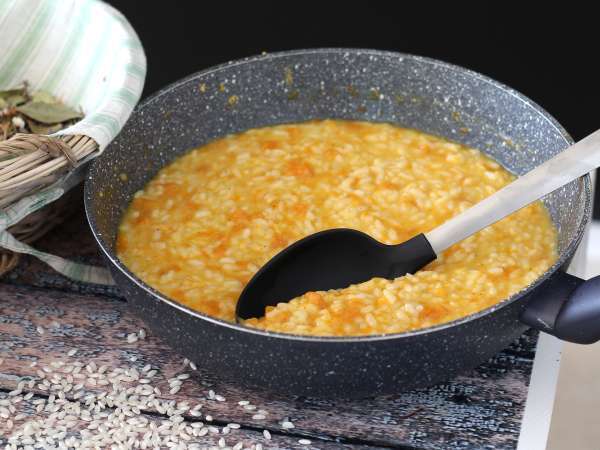 Risotto labu, hidangan pertama yang lembut dan sempurna untuk musim gugur - Persiapan langkah 6