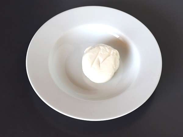 Buatlah burrata Anda sendiri! Mudah dan ekonomis! - Persiapan langkah 1