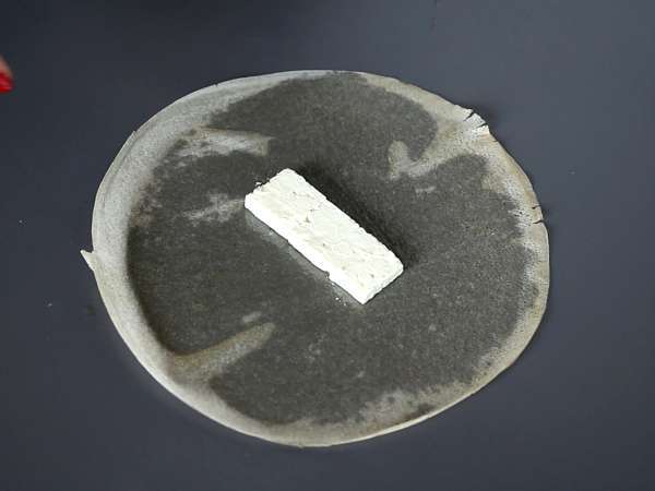 Feta Saganaki, resep Yunani untuk keripik feta dan madu - Persiapan langkah 2