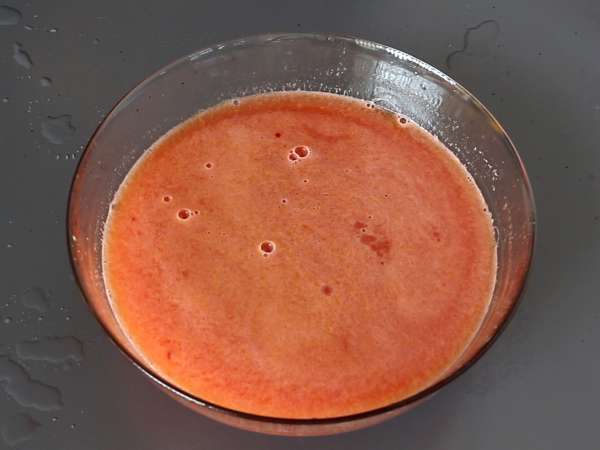 Koktail Halloween dengan es batu berbentuk tangan - tutorial mudah! - Persiapan langkah 2