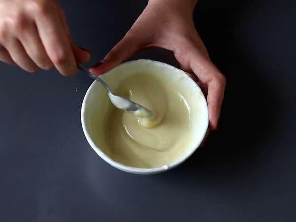 Verrines kelapa tanpa panggang ala Raffaello - hidangan penutup ala negeri dongeng dalam bola salju - Persiapan langkah 1