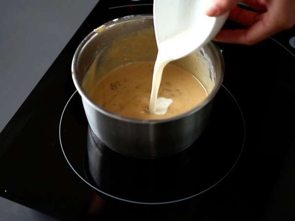 Cangkir cokelat dan nougat. Resep mudah - Persiapan langkah 5