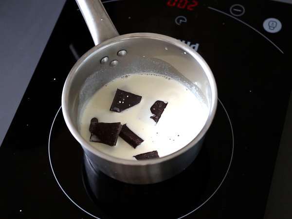 Cangkir cokelat dan nougat. Resep mudah - Persiapan langkah 9