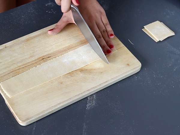 Cara membuat pasta buatan sendiri: sorpresine, pasta kecil yang cantik - Persiapan langkah 4