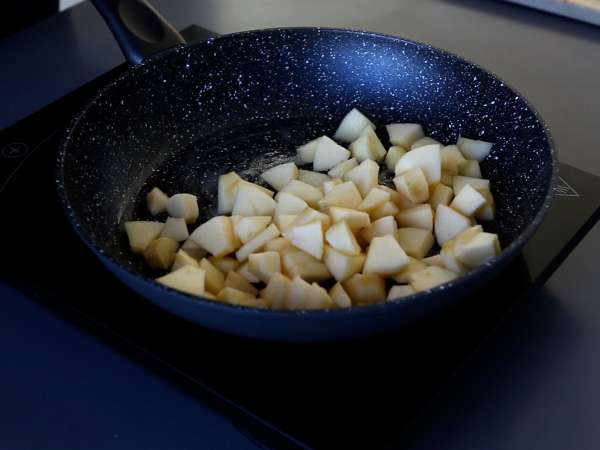 Pergantian krim apel dan kemiri untuk Epiphany - Persiapan langkah 2