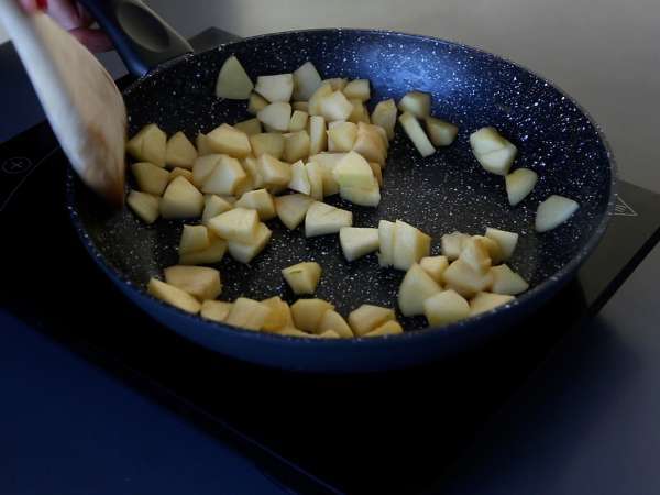 Pergantian krim apel dan kemiri untuk Epiphany - Persiapan langkah 3