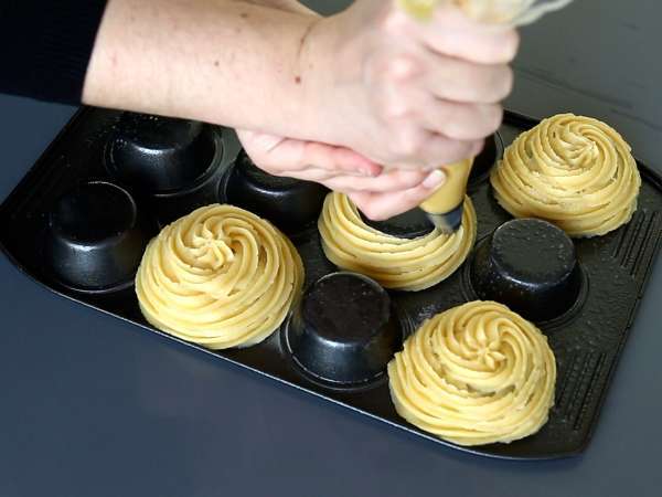 Churros panggang berbentuk mangkuk dengan topping yang melimpah - Persiapan langkah 4