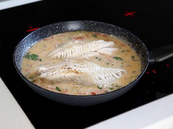 Ikan air tawar rebus dengan santan - hidangan ikan yang akan Anda sukai - Persiapan langkah 6