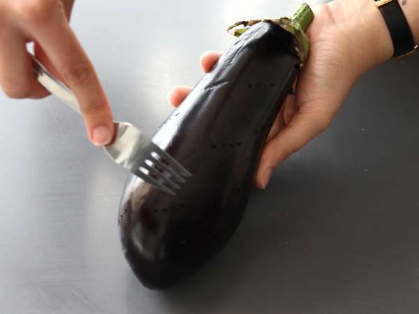 Baba ganoush, selai terong Lebanon yang lezat - Persiapan langkah 1