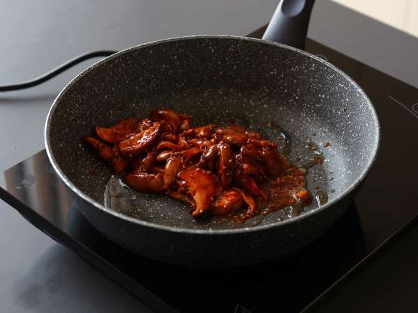 Jamur ala Korea - Jamur shiitake dalam saus gochujang - Persiapan langkah 5