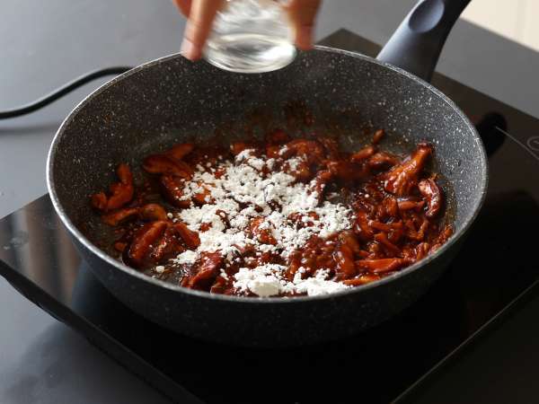 Jamur ala Korea - Jamur shiitake dalam saus gochujang - Persiapan langkah 6