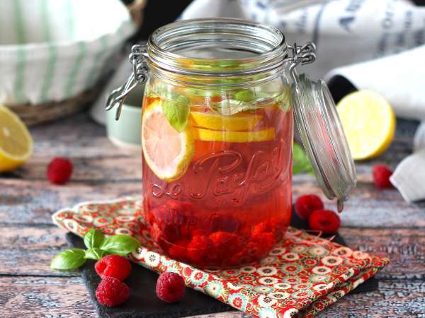Air dengan rasa lemon, kemangi, dan raspberry - Persiapan langkah 5