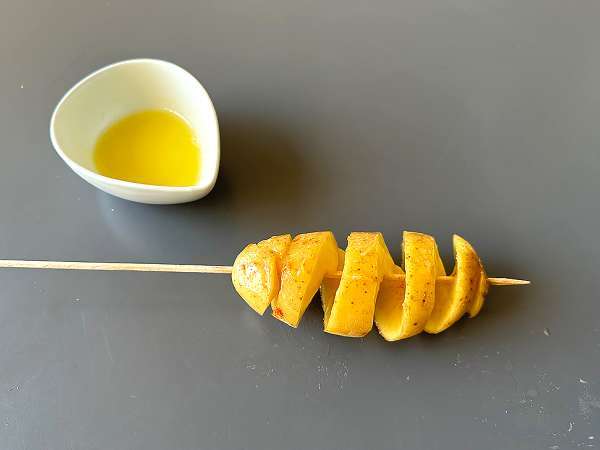 Stik kentang spiral, teknik yang sangat mudah tanpa mesin - Persiapan langkah 3
