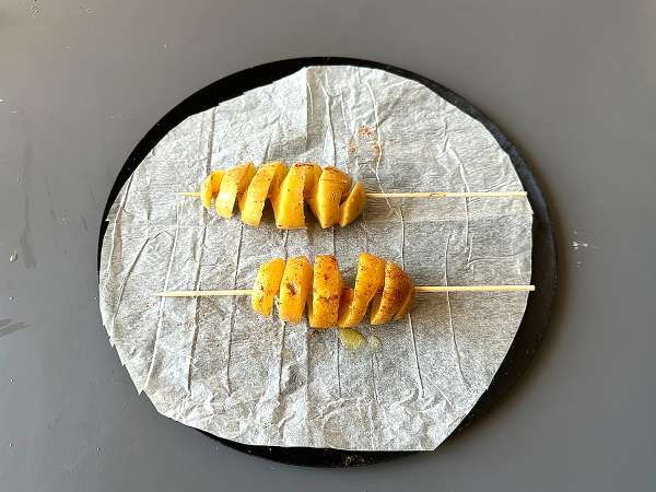 Stik kentang spiral, teknik yang sangat mudah tanpa mesin - Persiapan langkah 4