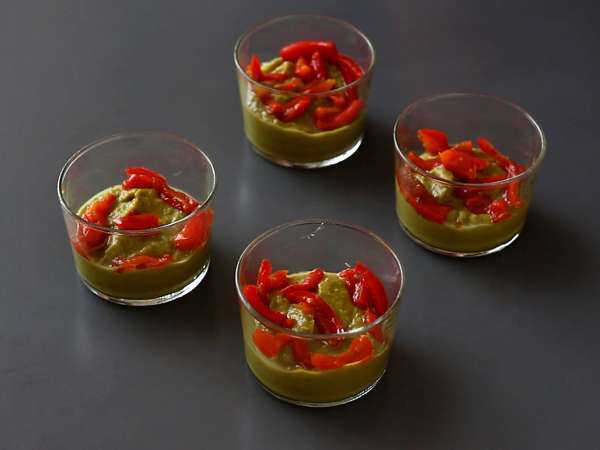 Verrines vegetarian: krim sup kacang polong, remahan parmesan, dan krim mascarpone - Persiapan langkah 8