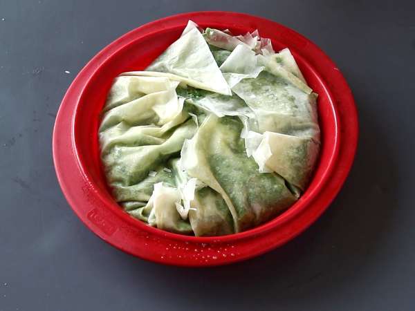 Spanakopita, pai Yunani yang super mudah dengan bayam dan keju feta - Persiapan langkah 7