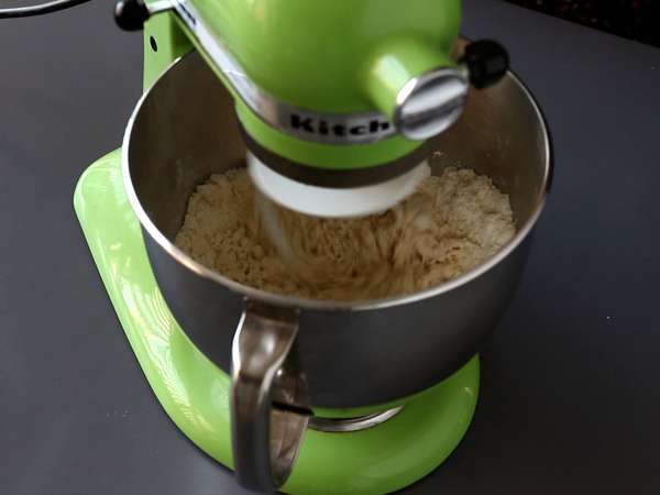 Gulungan kayu manis, brioche kayu manis dengan lapisan gula vanila - Persiapan langkah 1