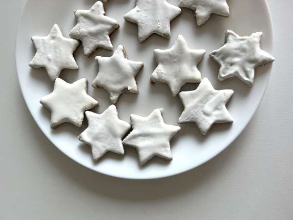 Biskuit bintang kayu manis, biskuit klasik khas Natal - Persiapan langkah 5