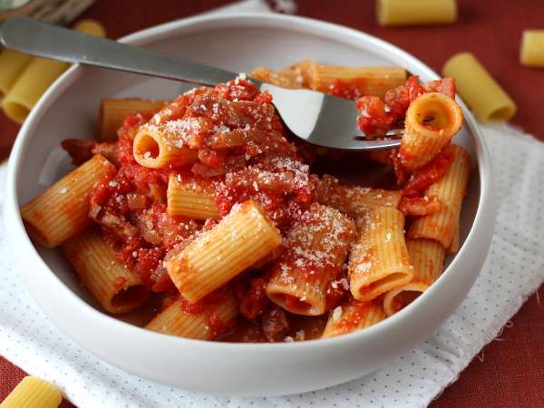Pasta all'amatriciana, resep tradisional yang dijelaskan langkah demi langkah - Persiapan langkah 10