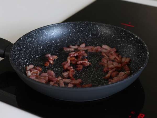 Daging asap, keju kambing, dan kue kenari - Persiapan langkah 1