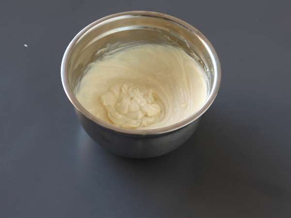 Kue fondant ricotta yang ekonomis hanya dengan 4 bahan - Persiapan langkah 1