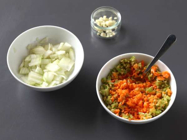 Lasagna vegetarian (Anda tidak akan percaya!) - Persiapan langkah 1