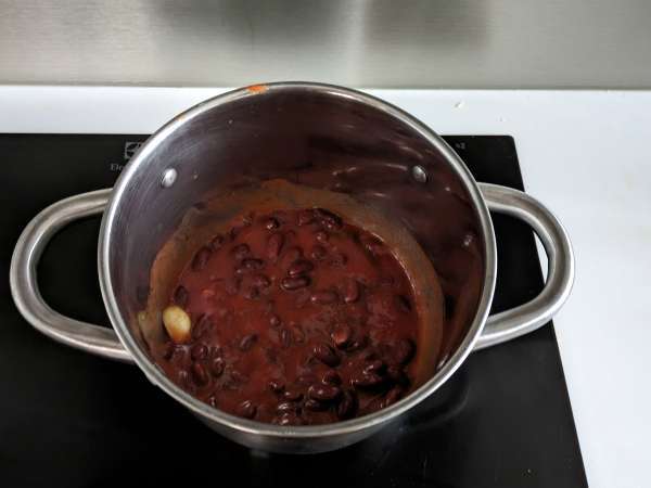 Pasta e fagioli, resep yang cepat dan lembut - Persiapan langkah 2