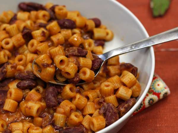 Pasta e fagioli, resep yang cepat dan lembut - Persiapan langkah 6