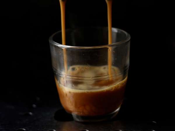 Espresso Martini, koktail yang sempurna untuk para pecinta kopi - Persiapan langkah 1