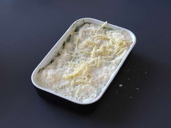 Ricotta dan lasagna bayam yang sangat meleleh - Persiapan langkah 9