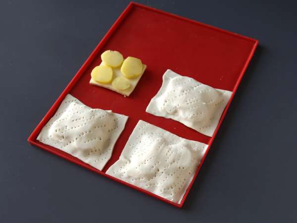 Tart tatin rasa raclette berukuran kecil, dalam porsi individual - Persiapan langkah 4