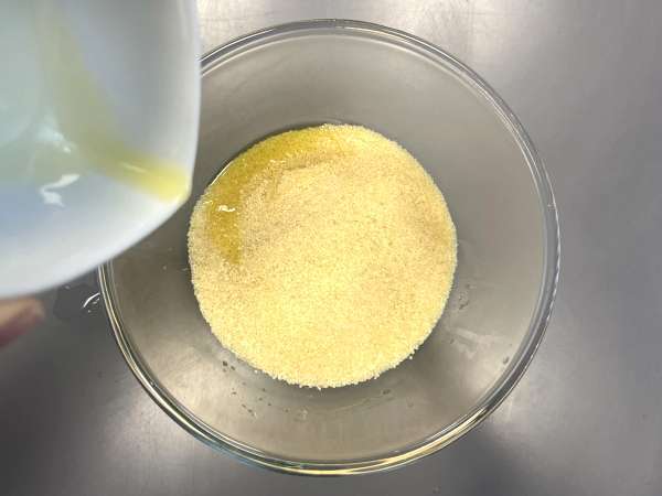 Bagaimana Anda memasak semolina? Memasak super mudah! - Persiapan langkah 1