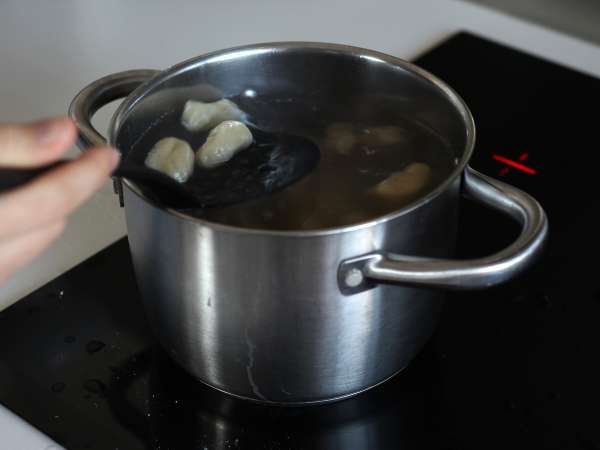 Gnocchi alla Sorrentina dalam wajan: resep cepat dan lezat yang disukai semua orang! - Persiapan langkah 8