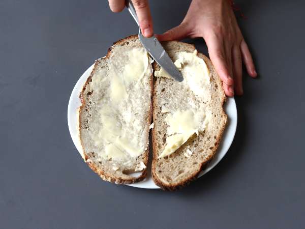 Sandwich maxi keju panggang ala Amerika: ayam, alpukat, daging asap - Persiapan langkah 8