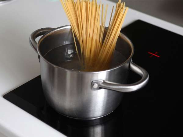 Spaghetti alla carbonara, resep karbo Italia yang sesungguhnya! - Persiapan langkah 1