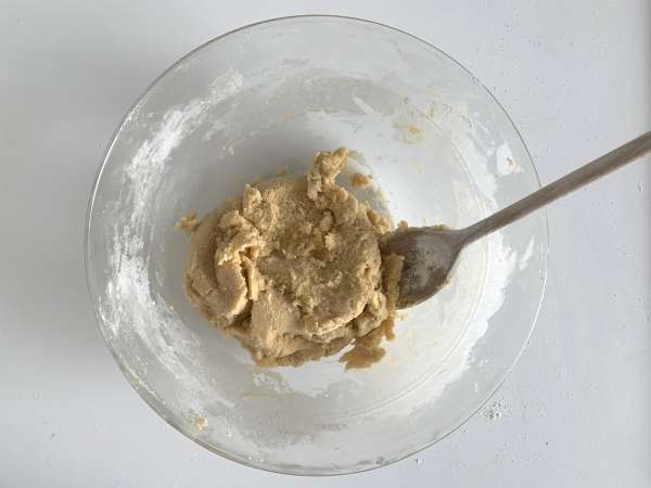 Croissant yang sangat lezat dan sangat mudah. Kombinasi sempurna antara croissant dan kue! - Persiapan langkah 3