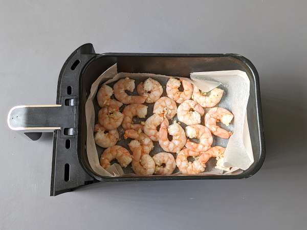 Udang goreng udara: resep yang ringan dan lezat - Persiapan langkah 4